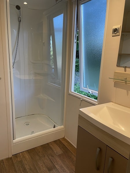 MOBILHOME PREIUM SALLE DE BAIN